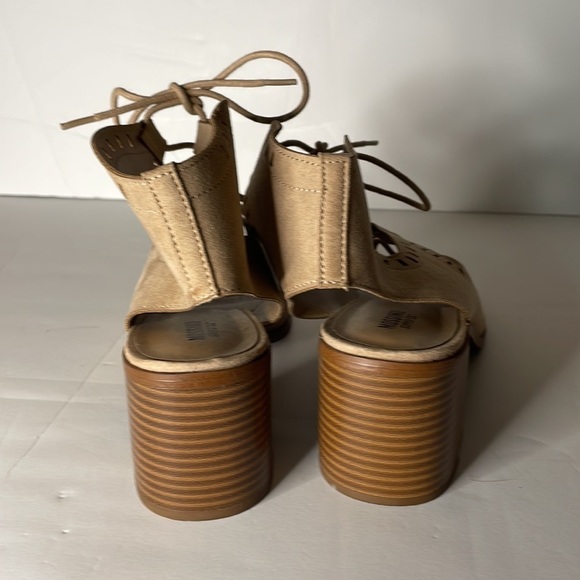 Mossimo Supply Compnay Open Toe Wedged Heels Womens size 8 Cute Casual Summer - Picture 3 of 6